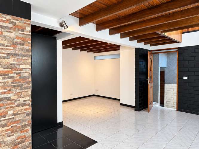 SE RENTA HERMOSO APARTAMENTO MUEBLADO POR 1.100 USD AL MES - Imagen 15