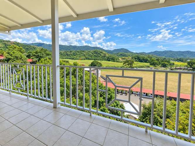 2 Habitaciones Chalet con Vistas al Valle y Piscina Compartida, Cerca de Playa Jacó - Imagen 18