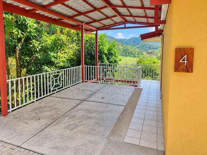 2 Habitaciones Chalet con Vistas al Valle y Piscina Compartida, Cerca de Playa Jacó - Imagen 11