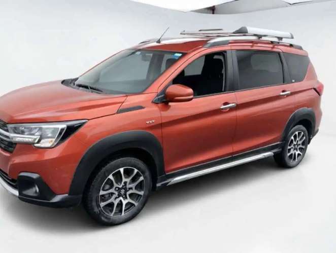 Suzuki XL7 2023 - Imagen 1