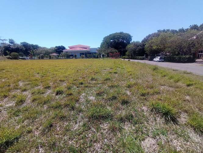 Venta de Espectacular Lote en Hacienda Los Reyes, en La Guácima de Alajuela.  PRECIO REBAJADO - Imagen 5