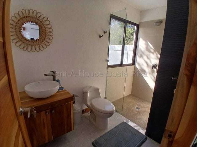 Alquiler de Hermoso Apartamento Tipo Estudio AMUEBLADO en Santa Cruz-Tamarindo.  - Imagen 2