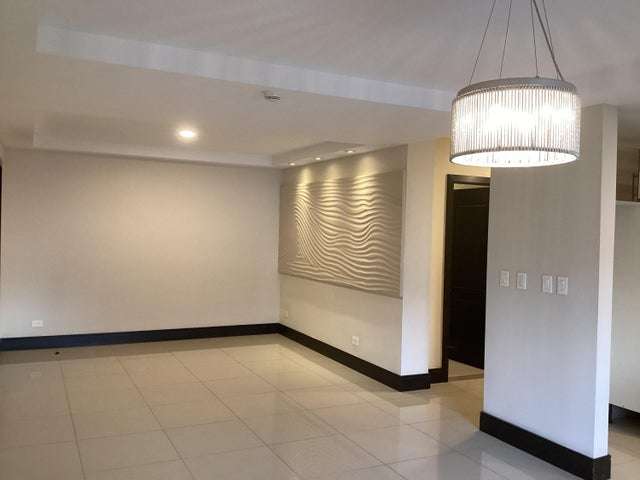 Venta de Apartamento en Brasil de Santa Ana.  - Imagen 1