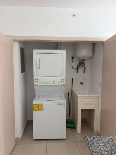 APARTAMENTO en Heredia Amplio en Condominio de 1 Dormitorio, Lagunilla, Heredia - Imagen 4