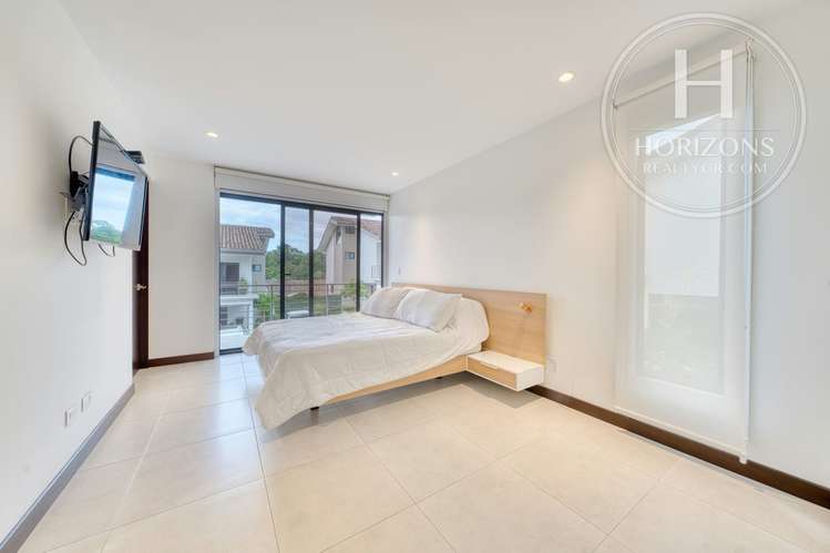 Casa en Venta en Condominio La Estefana en Sabanilla 3 Habitaciones más Mezzanine nja1409dm - Imagen 14