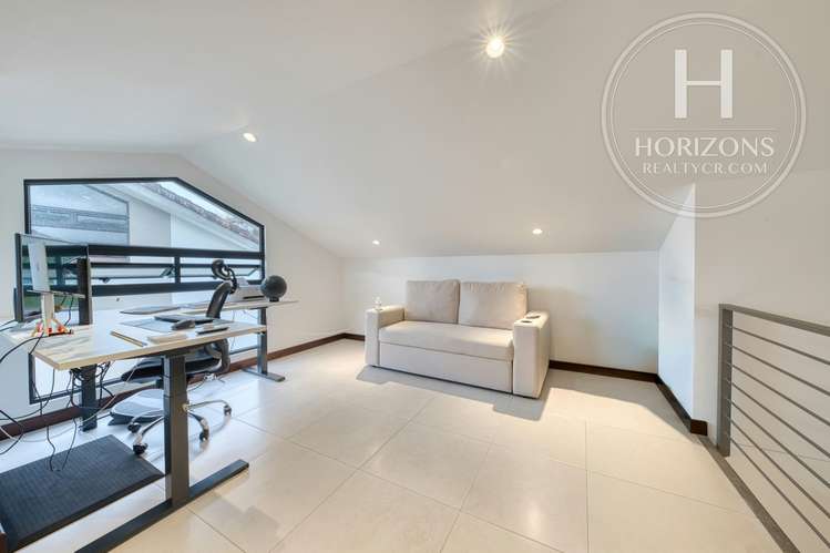 Casa en Venta en Condominio La Estefana en Sabanilla 3 Habitaciones más Mezzanine nja1409dm - Imagen 17