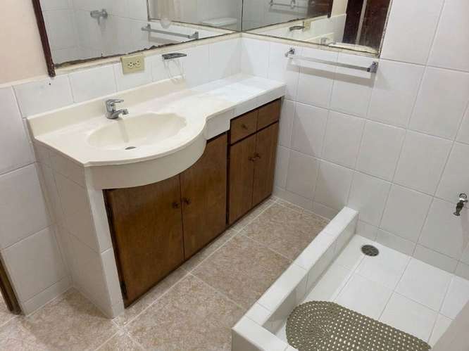 TRES RÍOS 2 DORMITORIOS GRANDES, + OFICINA, 3 BAÑOS