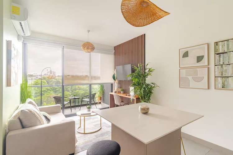 Apartamento amueblado de lujo en Nucleo Sabana con balcón y amenidades exclusivas - Imagen 3