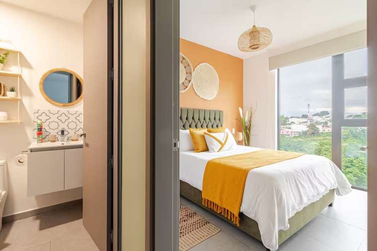 Apartamento amueblado de lujo en Nucleo Sabana con balcón y amenidades exclusivas - Imagen 10