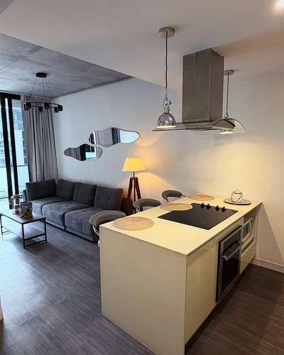 Alquiler de Apartamento Amueblado en Escazú Village | 2 Habitaciones, Balcón y Piscina