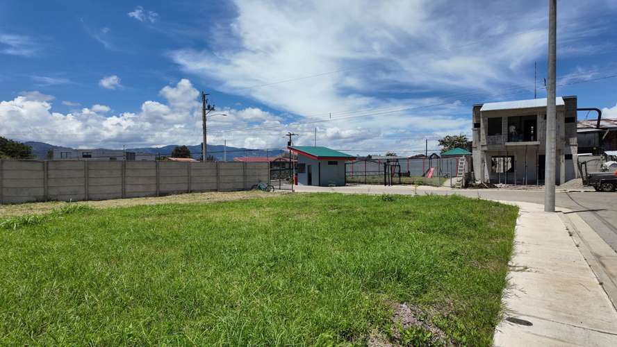 ¡Lote en venta en Oreamuno, Cartago!