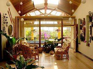 Finca con Casa y Piscina en San Isidro de Heredia