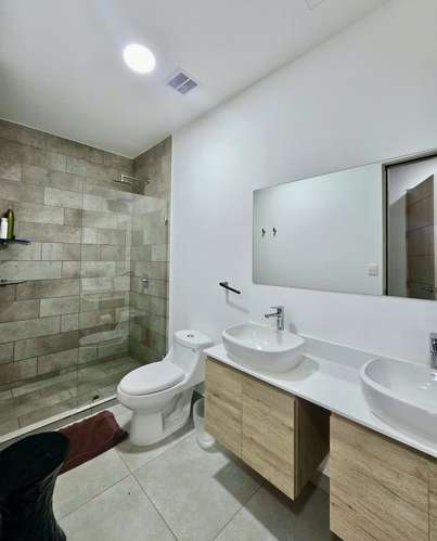 SANTA ANA CENTRO! MODERNO APARTAMENTO AMUEBLADO DE 2 HAB/2BAÑOS/2PARQUEOS - Imagen 10