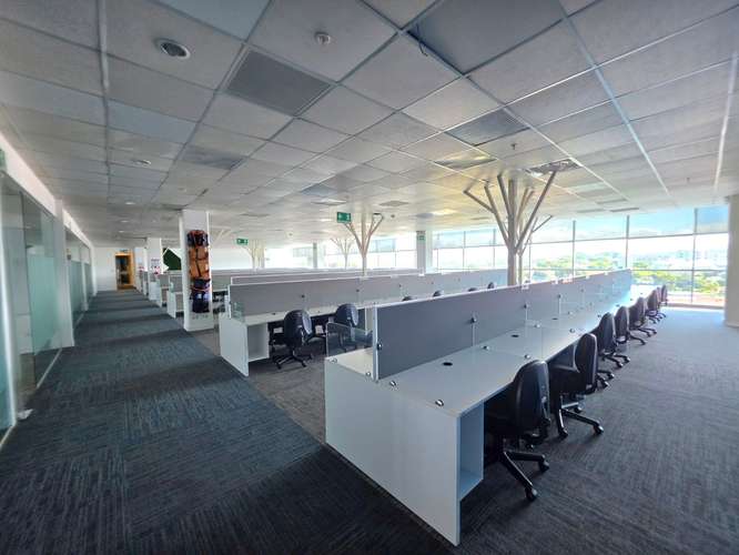 Amplias Oficinas con hermosa vista en San Pedro, Montes de Oca, San José - Imagen 7