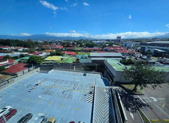 Amplias Oficinas con hermosa vista en San Pedro, Montes de Oca, San José - Imagen 14