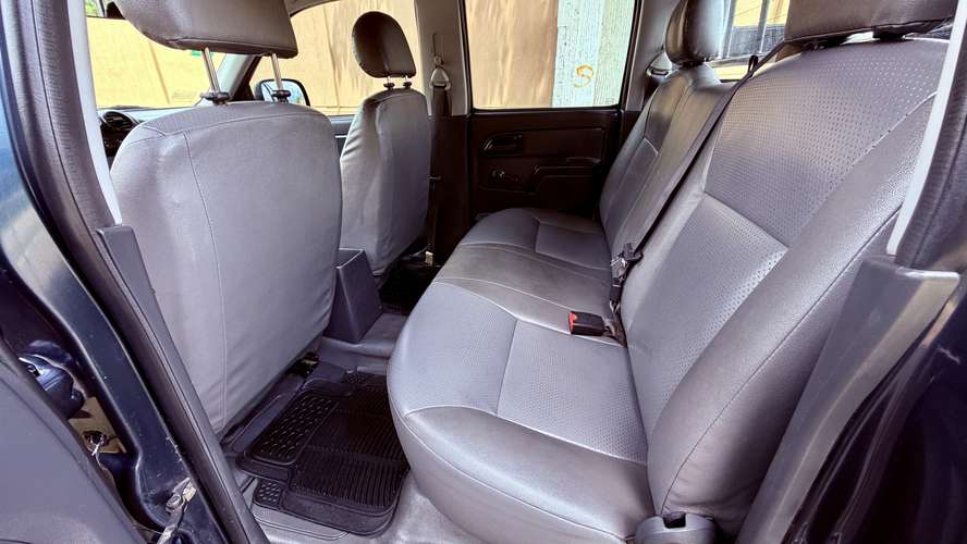 Isuzu D MAX Año 2012 Manual VERSION NACIONAL, Perfecto estado no se a usado para trabajo!