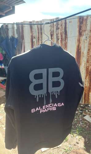 Conjunto balenciaga 