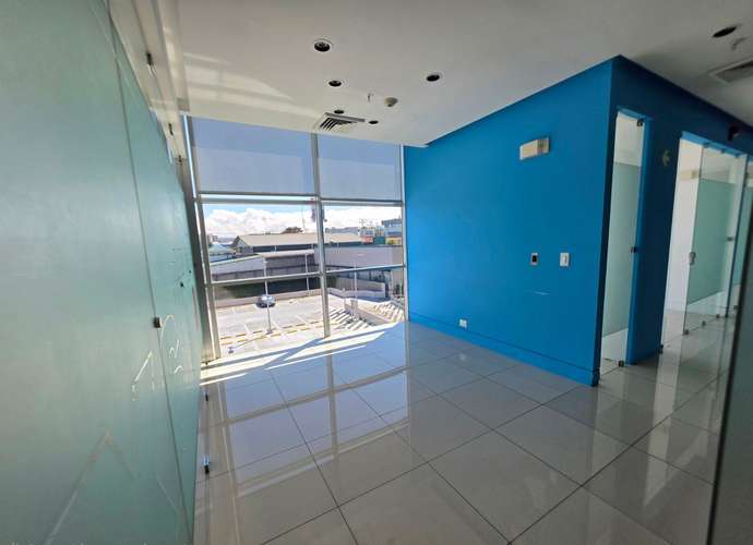 Oficinas cómodas y modernas en San Pedro Montes de Oca, San José - Imagen 6