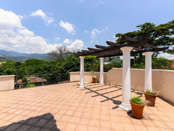 Venta de casa de lujo en Valle del Sol, Santa Ana - Imagen 15