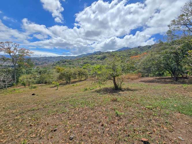 Lote de 1.489 m2 con vista panorámica en San Antonio de Escazú (Carrizal) - Imagen 8