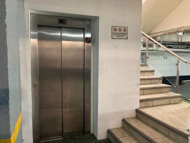 Oficina de 154m² en Sabana Sur con 3 parqueos  y seguridad 24 horas - Imagen 12