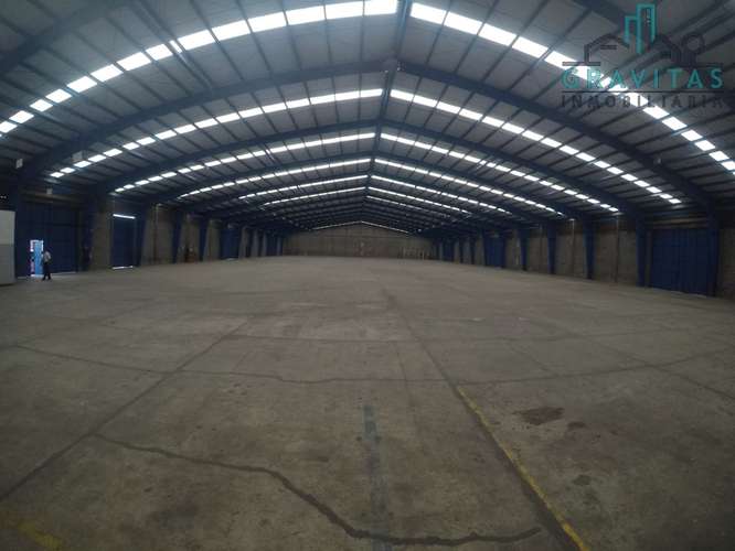Bodega Industrial de 1640m2 en la Uruca ID 236