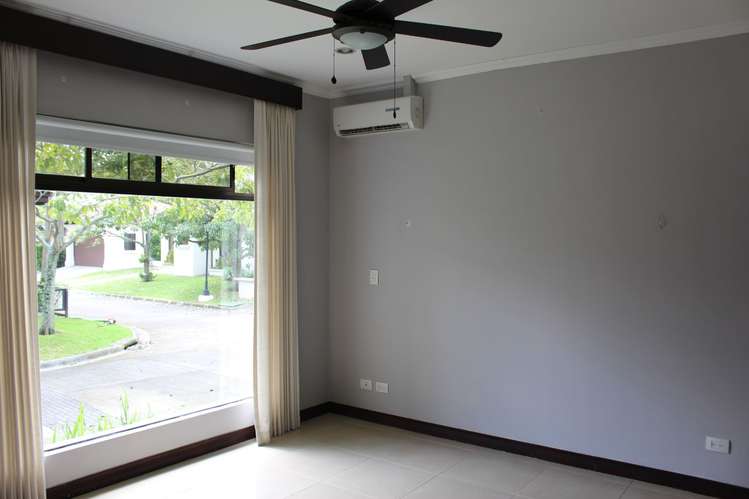 Casa de una Planta en Condominio  - Imagen 14