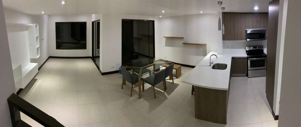 CASA EN ALQUILER EN GUACHIPELIN DE ESCAZU 
