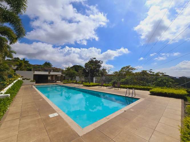 CASA EN ALQUILER EN GUACHIPELIN DE ESCAZU 