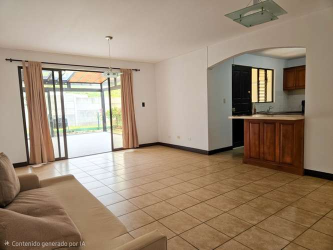 Alquiler de casa de 2 niveles - San Rafael de Heredia | 3 Hab + Oficina | Pet Friendly - Imagen 4