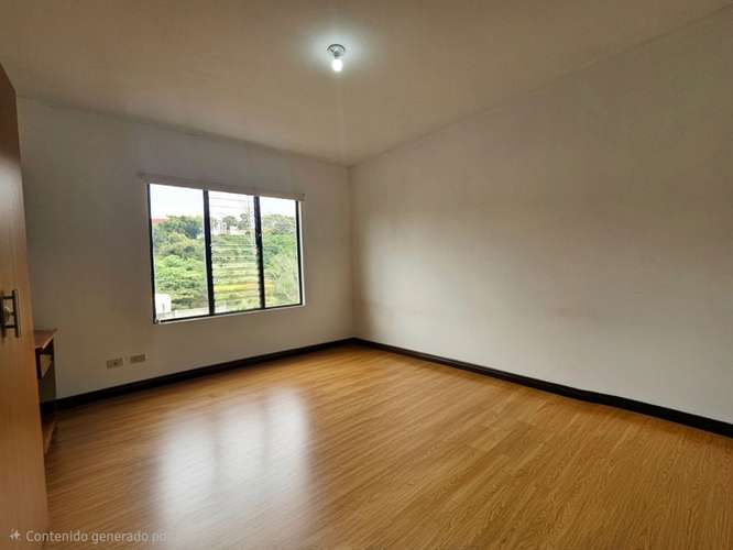 Alquiler de casa de 2 niveles - San Rafael de Heredia | 3 Hab + Oficina | Pet Friendly - Imagen 7