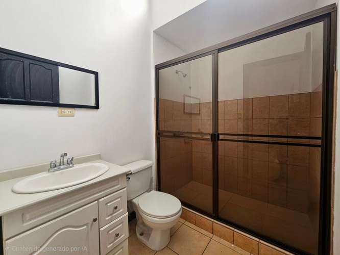 Alquiler de casa de 2 niveles - San Rafael de Heredia | 3 Hab + Oficina | Pet Friendly - Imagen 10