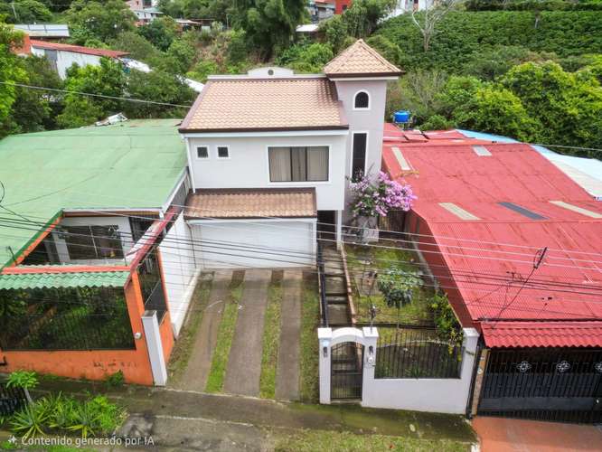 Alquiler de casa de 2 niveles - San Rafael de Heredia | 3 Hab + Oficina | Pet Friendly - Imagen 2