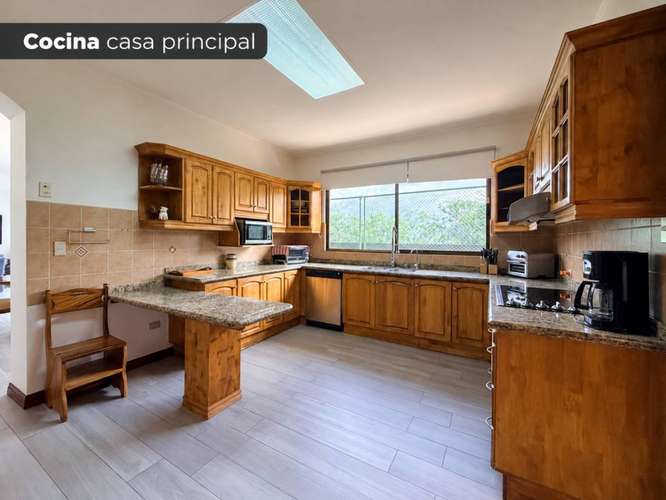 Venta de Casa en Condominio en San Isidro de Heredia - Imagen 8