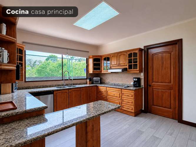 Venta de Casa en Condominio en San Isidro de Heredia - Imagen 7