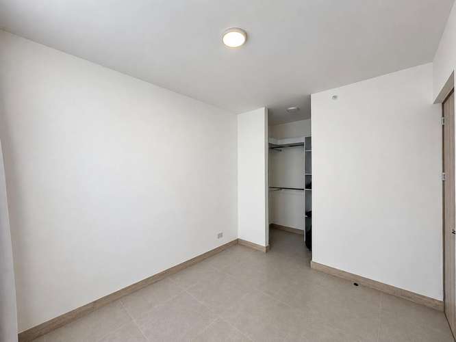 ALQUILER DE APARTAMENTO EN SKYHOUSE PASO ANCHO  - Imagen 2