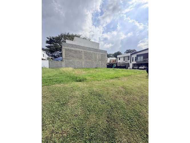 Santa Ana Urbano | Lote de 144 m² en condominio con piscina y áreas deportivas - Imagen 5