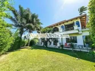 CASA DE 520 M2 CON VISTA Y 1.000 M2 LOTE X EL WORLD GYM GUACHIPELIN ESCAZU - Imagen 17