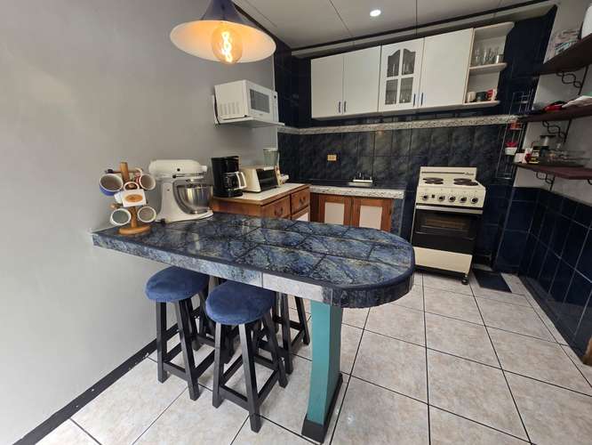 VENTA DE APARTAMENTO EN EL CORAZON DE HEREDIA - Imagen 6
