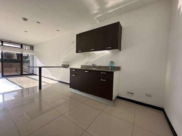 Apartamento moderno de 1 habitación en Pozos de Santa Ana con terraza y amenidades exclusivas