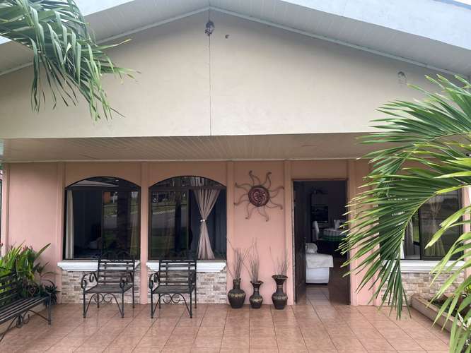 CASA EN VENTA EN LAGUNILLAS DE OROTINA, COSTA RICA - Imagen 1