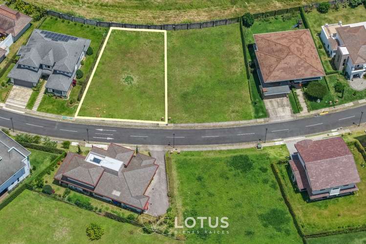 Terreno en Venta en Condominio El Herrán, Curridabat — 852 m², Cód. AJ089 - Imagen 4