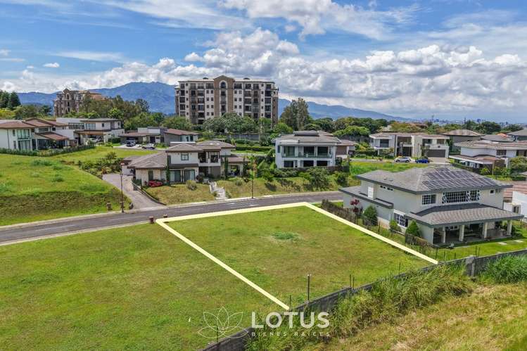 Terreno en Venta en Condominio El Herrán, Curridabat — 852 m², Cód. AJ089 - Imagen 8