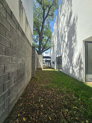 CASA EN ALQUILER EN CONDOMINIO EN LINDORA SANTANA - Imagen 8