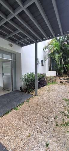 Apartamento en alquiler en Bello Horizonte, Escazú: 2 habitaciones, balcón y seguridad 24 horas. - Imagen 2