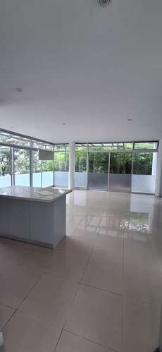 Apartamento en alquiler en Bello Horizonte, Escazú: 2 habitaciones, balcón y seguridad 24 horas. - Imagen 5