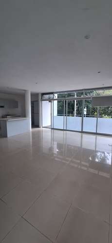 Apartamento en alquiler en Bello Horizonte, Escazú: 2 habitaciones, balcón y seguridad 24 horas. - Imagen 3