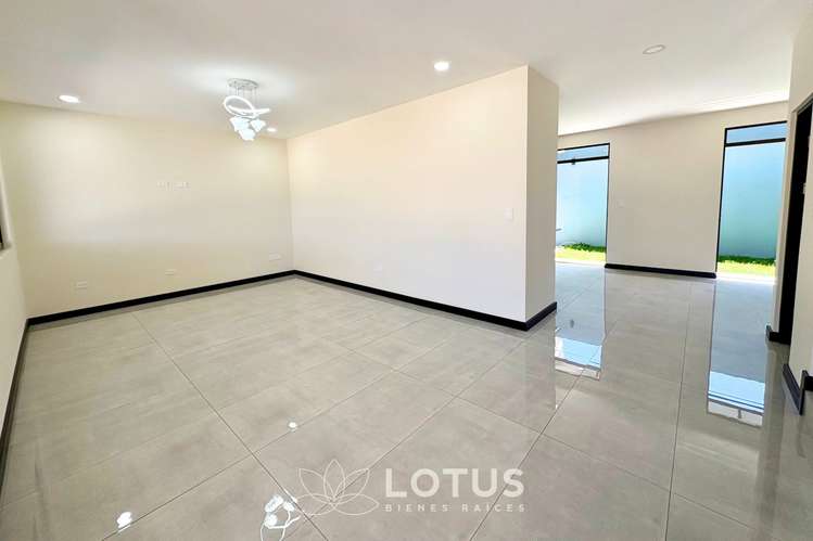 Casa en Venta en Condominio Distrito San Juan, Tres Ríos — 3 hab., para estrenar, Cód. AJ069 - Imagen 2