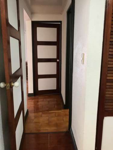 Se alquila casa en el centro de Moravia  - Imagen 6