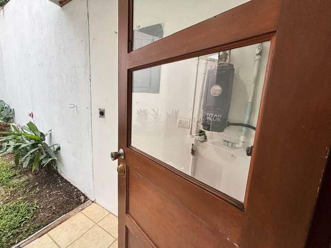 Alquiler y venta de casa independiente en RECIDENCIAL en ciudad Colón  - Imagen 20